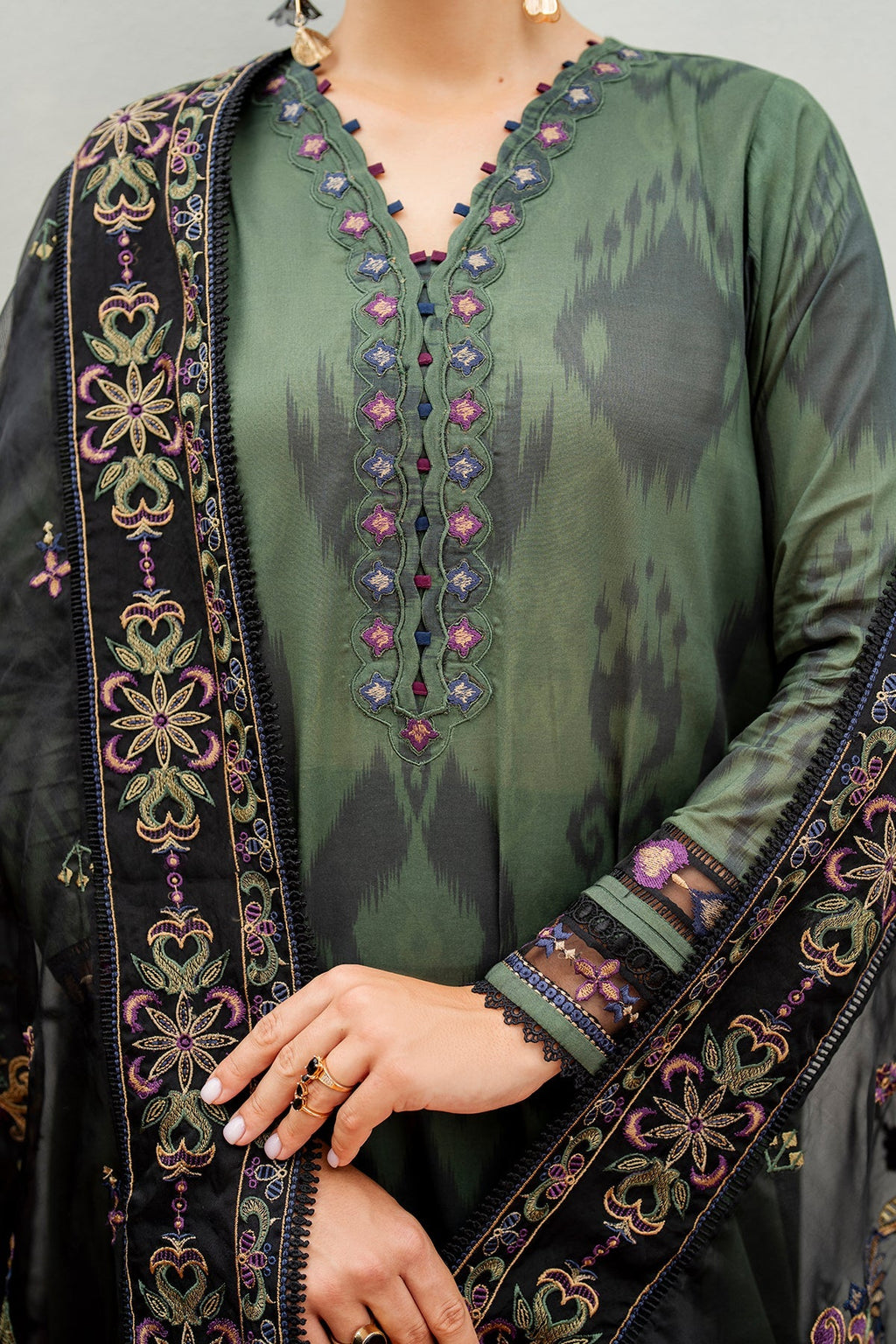 DIGITAL PRINTED LAWN UF-4262