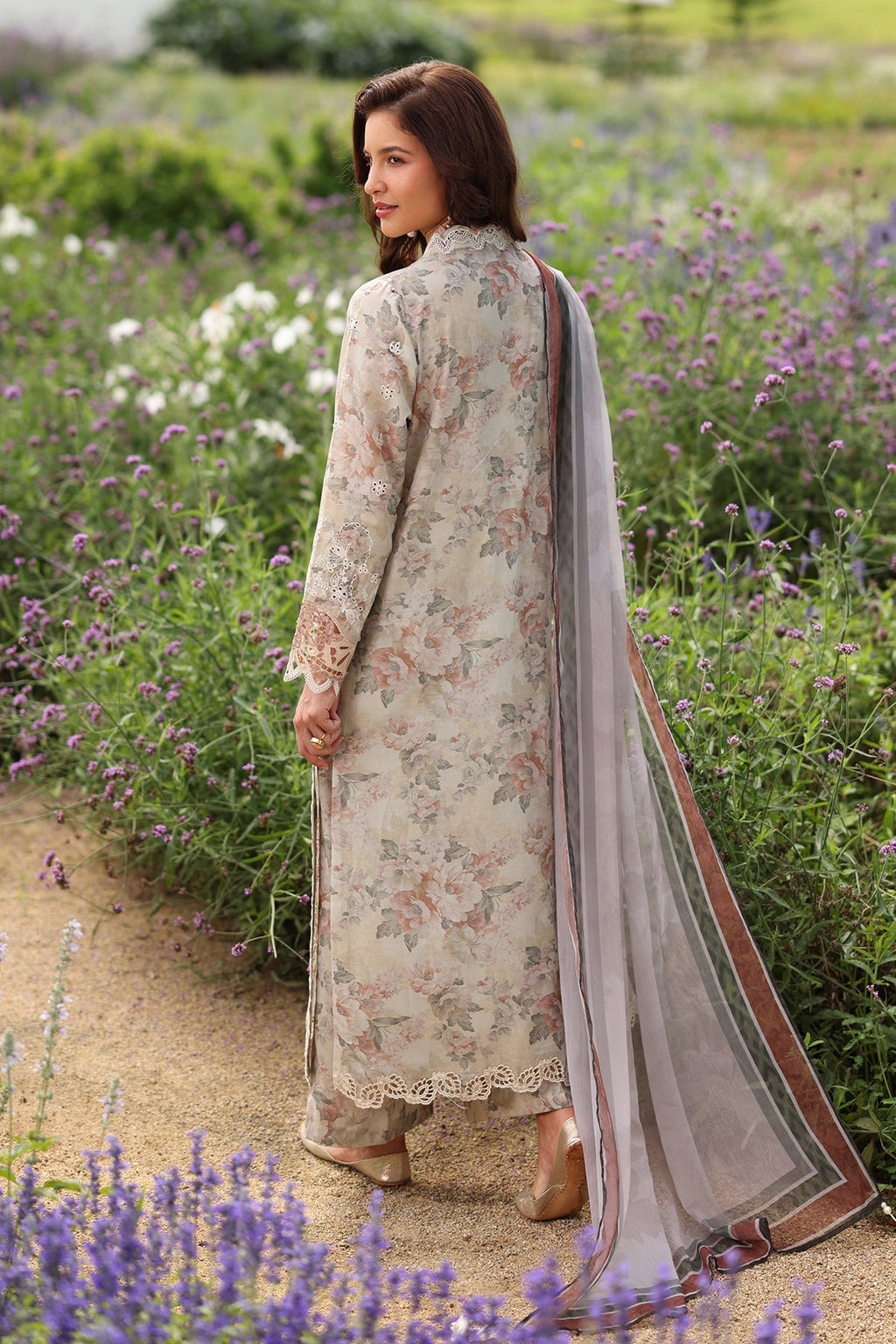 EMBROIDERED LAWN UF-4225