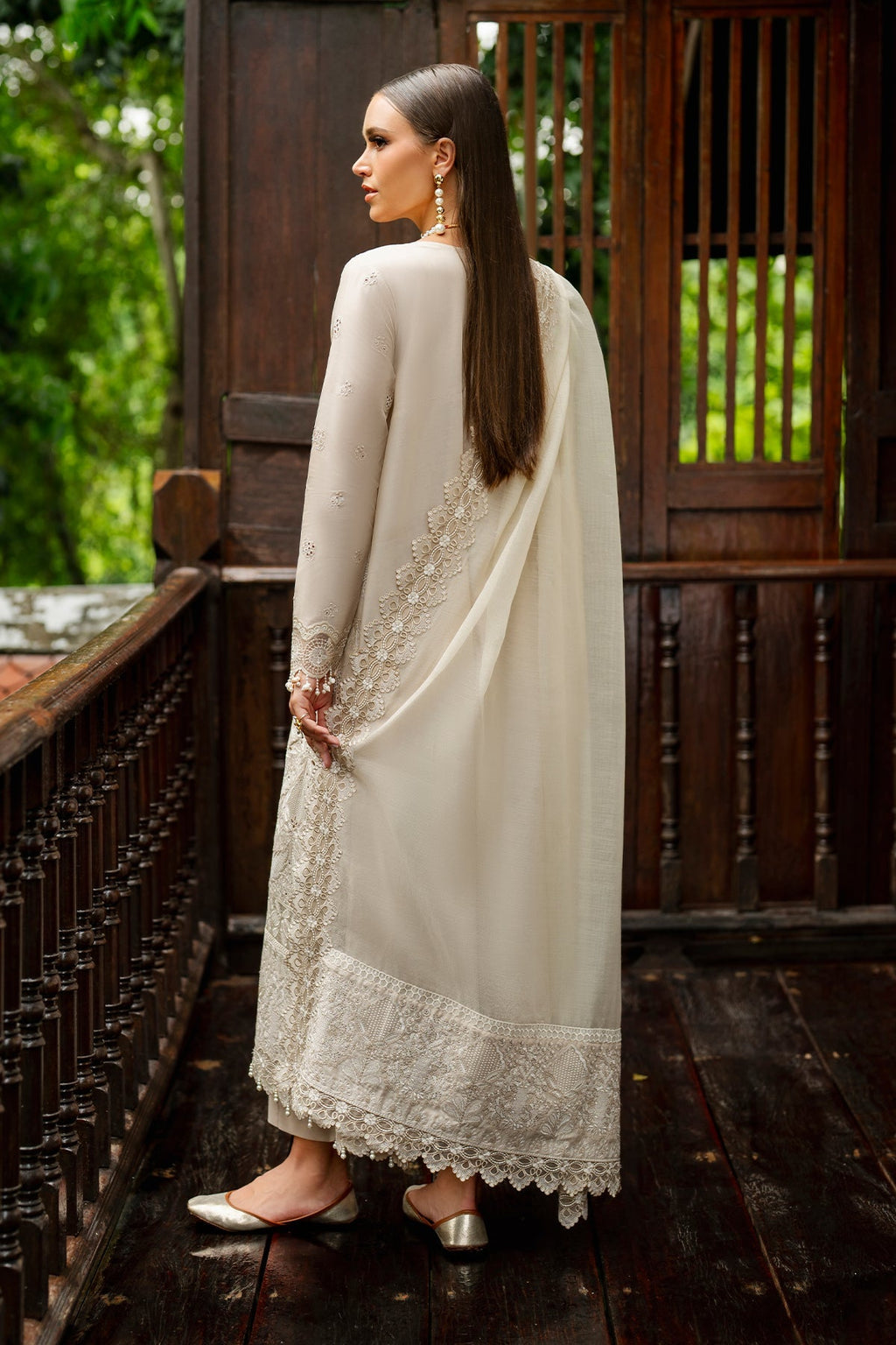 EMBROIDERED LAWN UF-4266