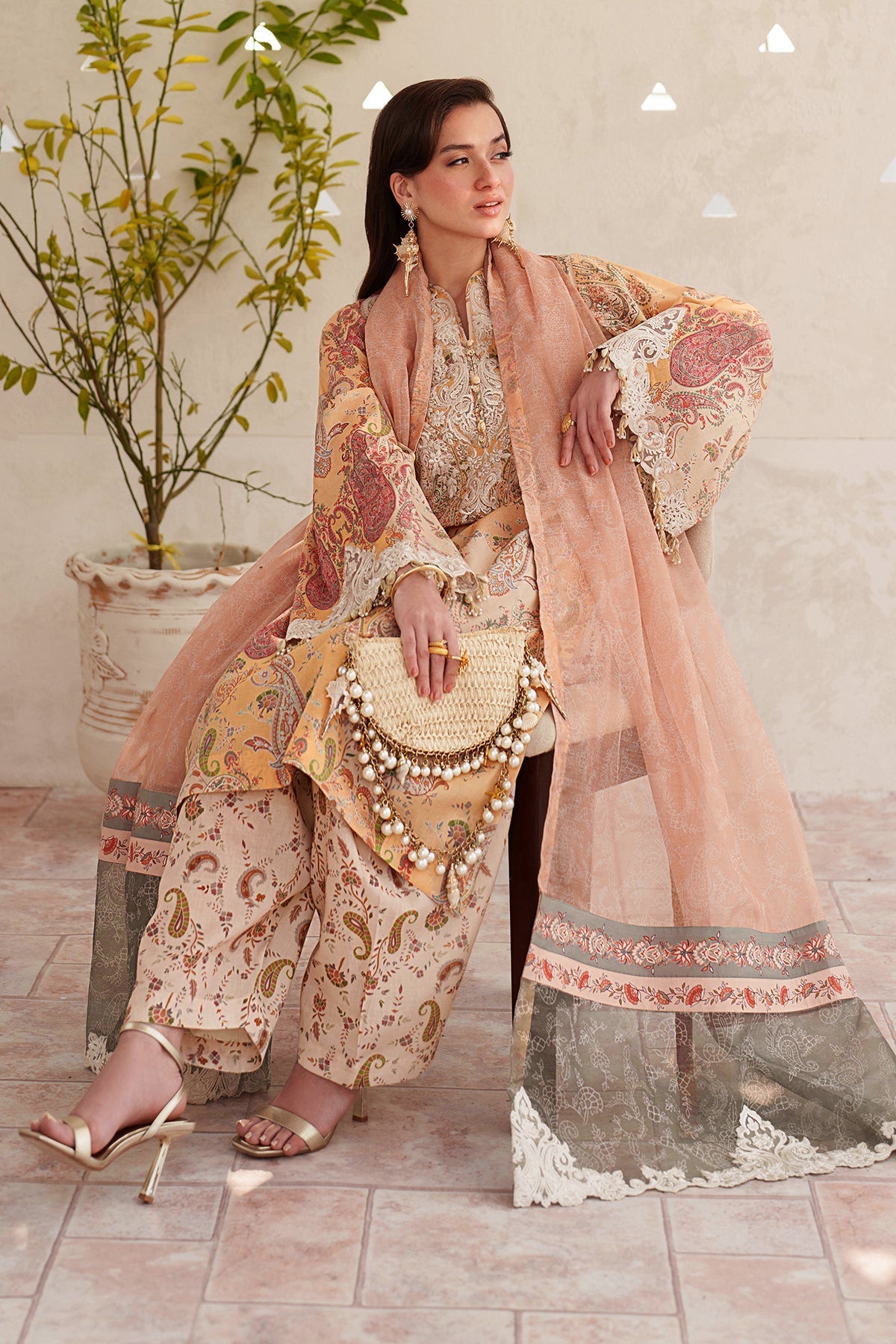 EMBROIDERED LAWN UF-4403
