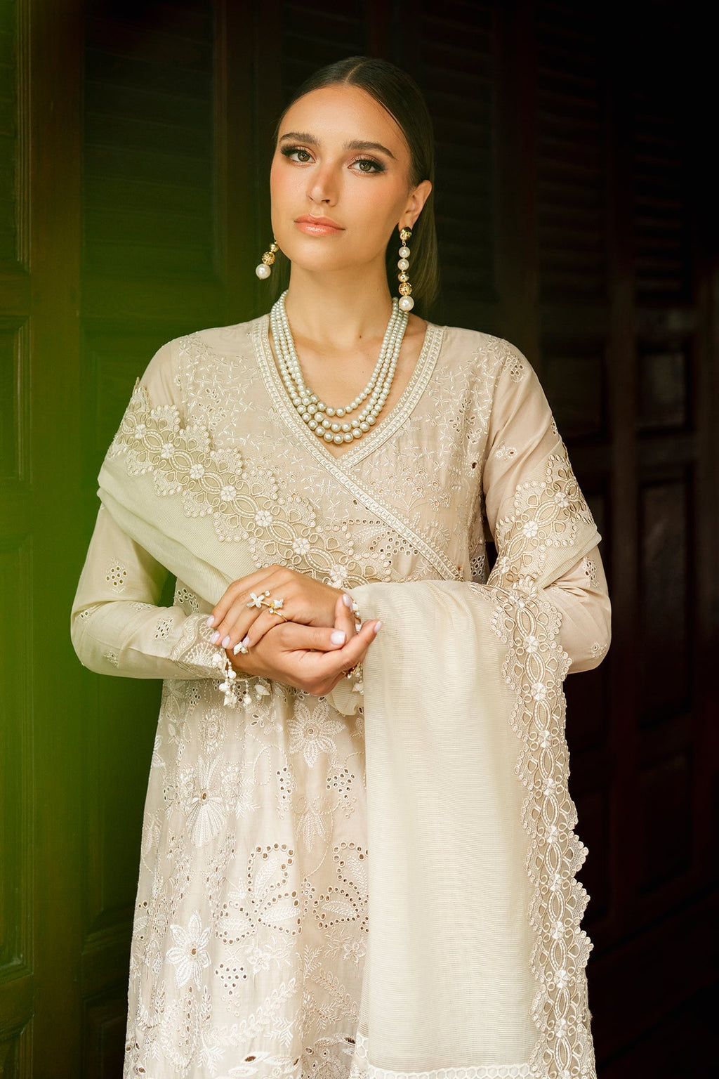 EMBROIDERED LAWN UF-4266