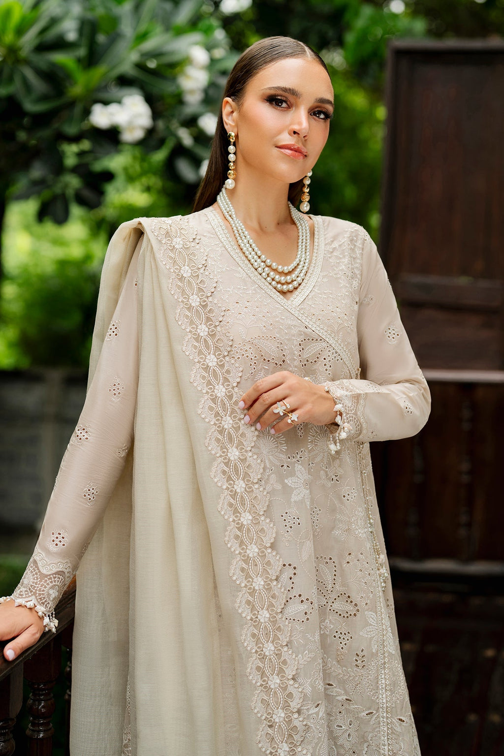 EMBROIDERED LAWN UF-4266