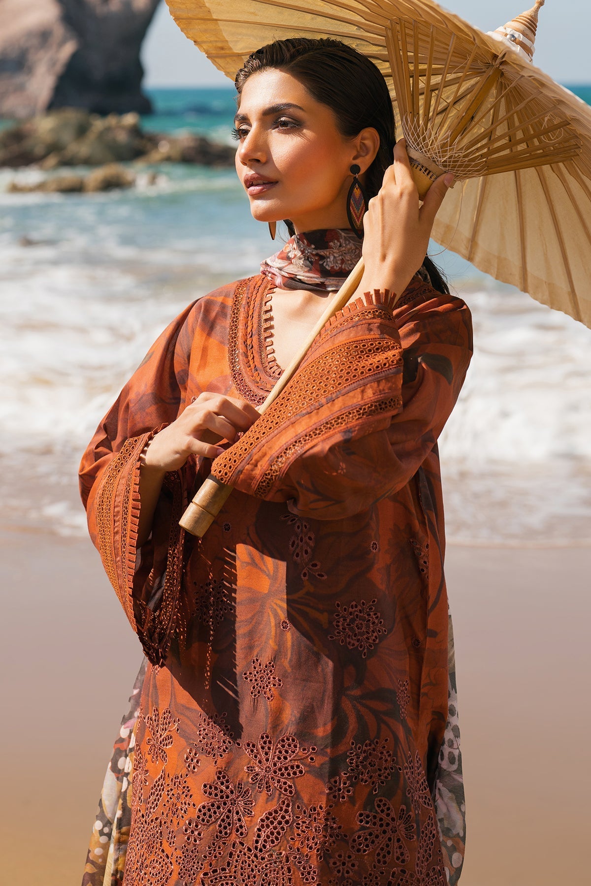 EMBROIDERED PRINTED LAWN UF-4113