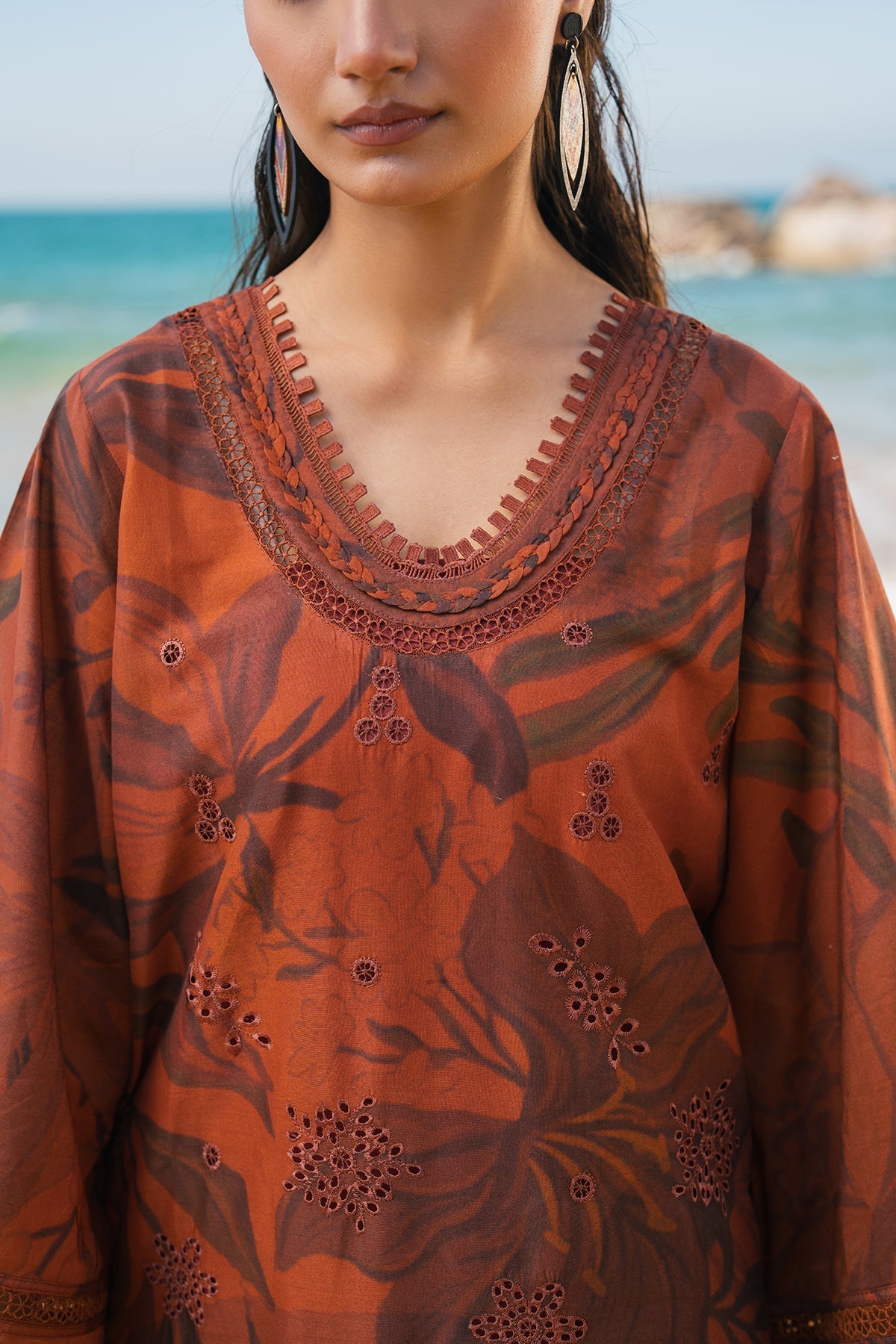EMBROIDERED PRINTED LAWN UF-4113