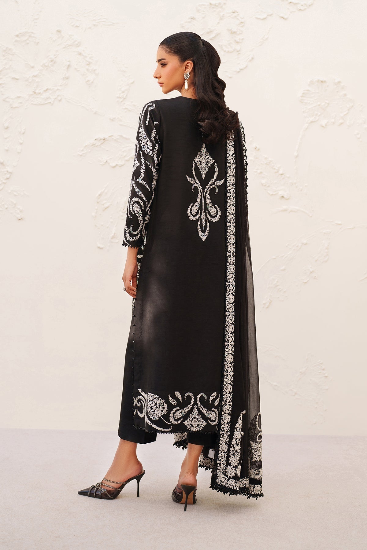 EMBROIDERED RAW SILK UF-4381
